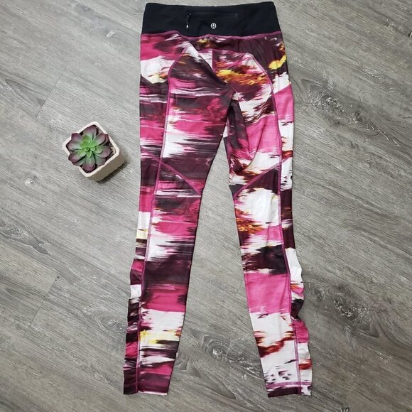 Lululemon Run: Speed Tight Pigment Wind Berry Rumble Multi / Black Sz 6 - Picture 3 of 11